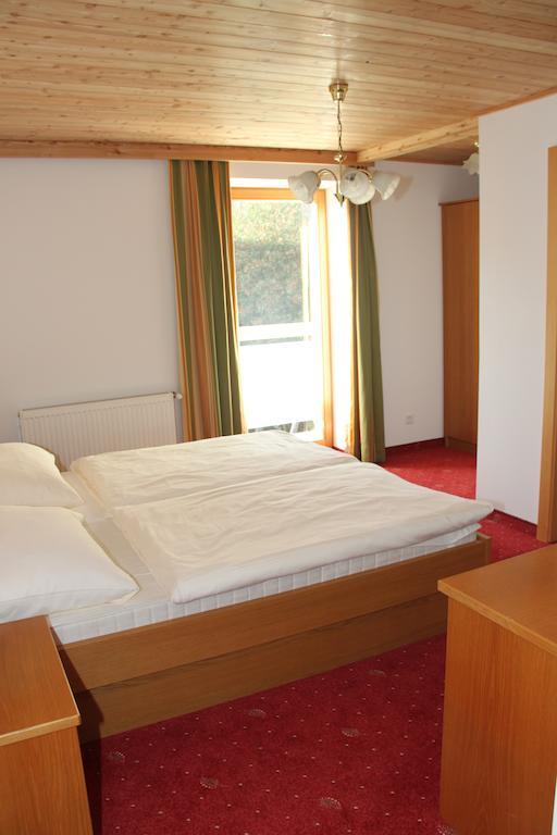 Pension Christina Unterach am Attersee Room photo